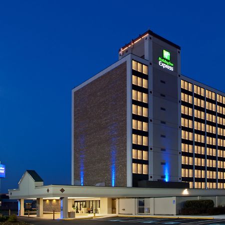 Holiday Inn Express Washington Dc Sw - Springfield, An Ihg Hotel Eksteriør billede